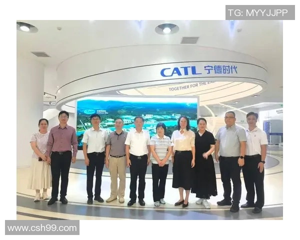 钟诚：在时代浪潮中坚定前行的青年领袖与创新者之路